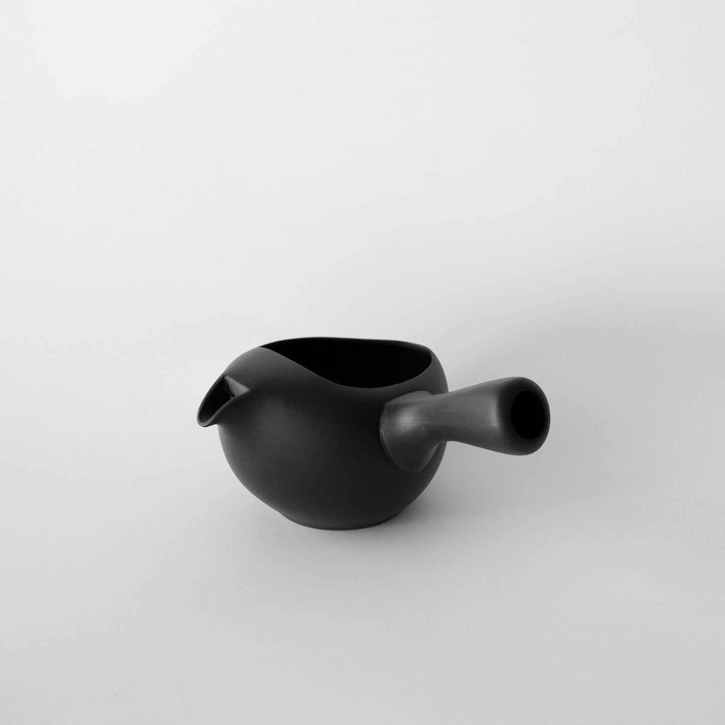 Chamiru - Kyusu Tea Pot Black | 急須 | 黒 350ml